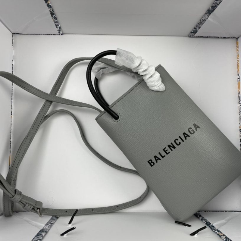 Ba*len*cia*ga top handle bags